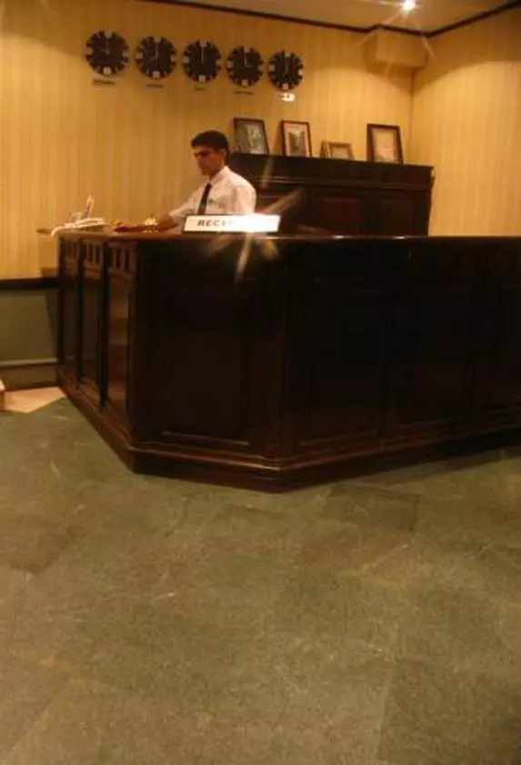 DIPLOMAT_SHABAVIZ (10).jpg